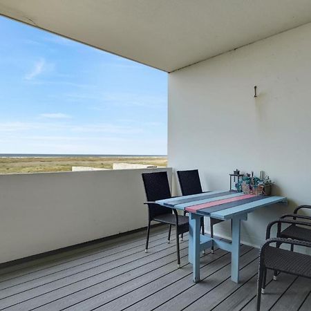 Beach Front Apartment In Fano With Wifi エクステリア 写真